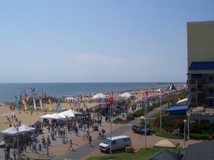 Hyatt House Virginia Beach / Oceanfront Exterior photo